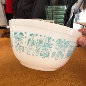 Vintage Pyrex Pilgrim Farm Turquoise Bowl